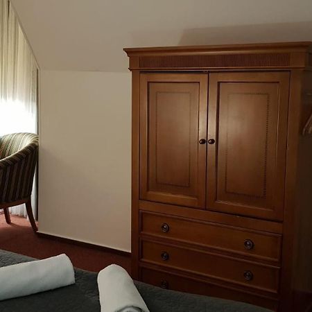 Hotel A Restaurace Pomezi Cínovec 외부 사진